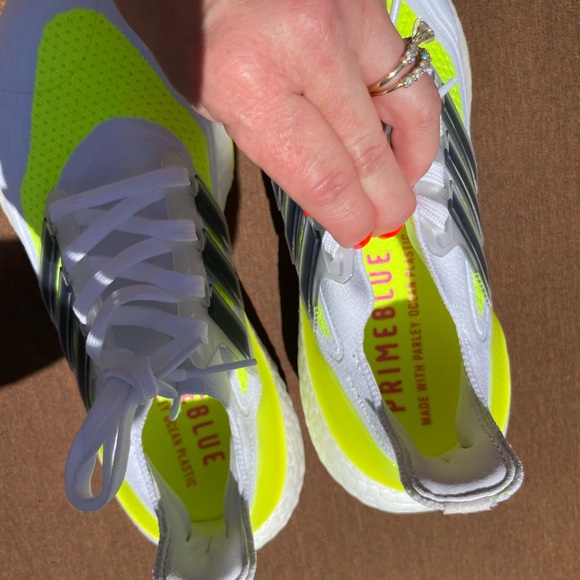 NEW adidas Ultra boost size 5.5, fit more like a 6.5 or 7ish - Picture 6 of 10